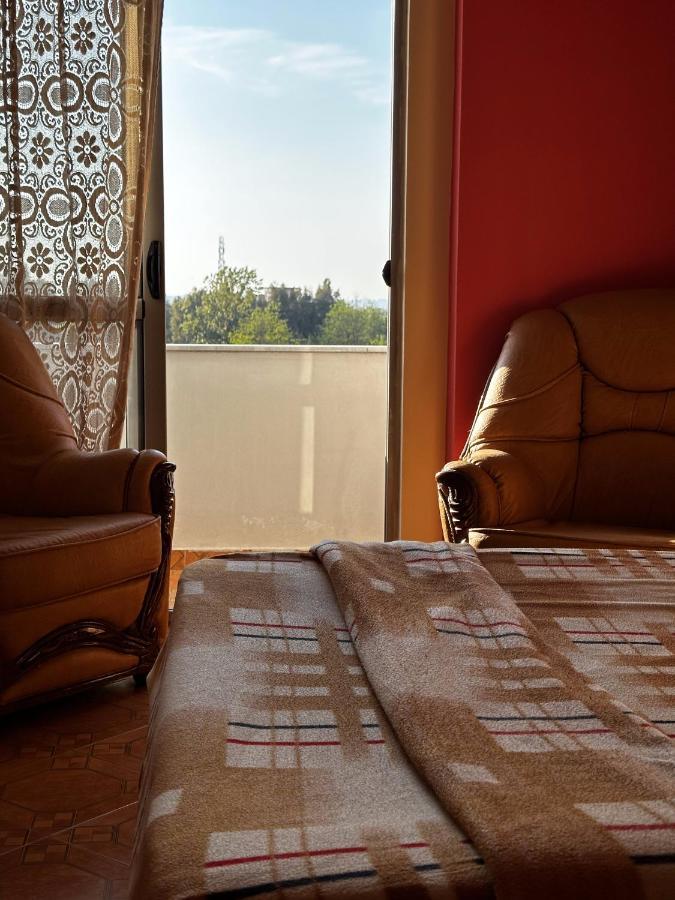 Sunny Riverside Tirana'S Oasis - Breakfast & Dinner Exteriér fotografie