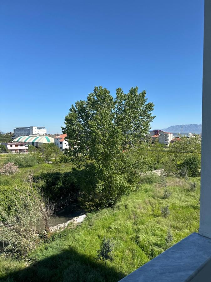 Sunny Riverside Tirana'S Oasis - Breakfast & Dinner Exteriér fotografie